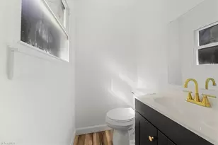 610 Chandler St, Winston-Salem, NC 27101 - Photo 9