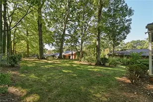 2716 Patricia Ln, Winston-Salem, NC 27103 - Photo 37