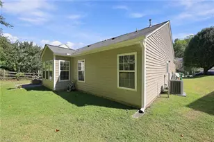 3339 Cherrybrook Dr, Jamestown, NC 27282 - Photo 45