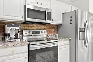 3339 Cherrybrook Dr, Jamestown, NC 27282 - Photo 19
