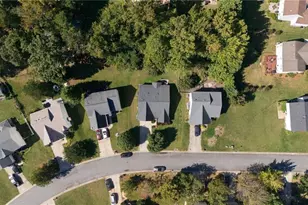 3339 Cherrybrook Dr, Jamestown, NC 27282 - Photo 25