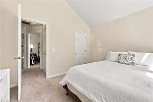 3339 Cherrybrook Dr, Jamestown, NC 27282 - Photo 9