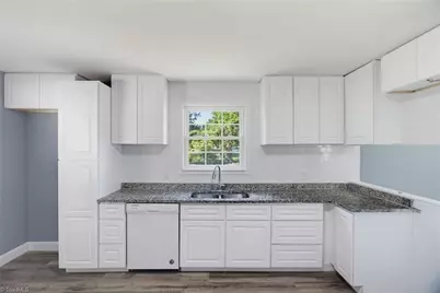1416 Lynwood Terrace, High Point, NC 27265 - Photo 13