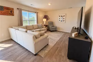722 Hickory Point Dr, Lexington, NC 27292 - Photo 7