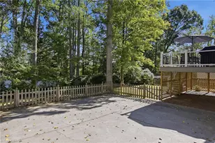 1711 Meadowbrook Dr, Winston-Salem, NC 27104 - Photo 33