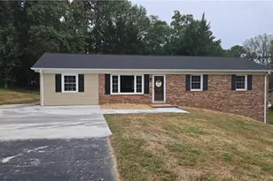 261 Dudley Ave, Mount Airy, NC 27030 - Photo 1