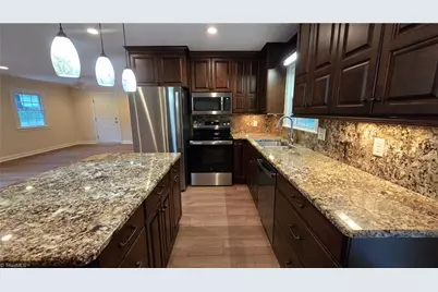 261 Dudley Avenue, Mount Airy, NC 27030 - Photo 13