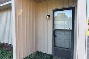 3402 Edgefield Rd, Greensboro, NC 27409 - Photo 3