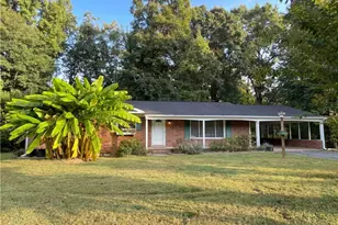 126 Vista Way Dr, Kernersville, NC 27284 - Photo 1