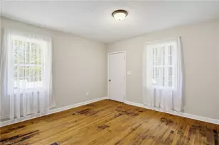 202 E 4th St, Lexington, NC 27292 - Photo 11