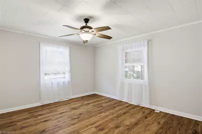 202 E 4th Street, Lexington, NC 27292 - Photo 13