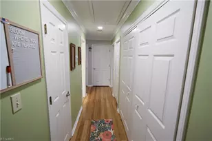 173 B Old Mill Rd, High Point, NC 27265 - Photo 11