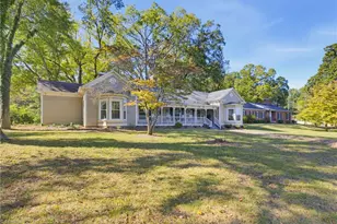 403 2nd Ave, Mayodan, NC 27027 - Photo 3