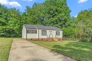 219 Matt Pl, Greensboro, NC 27405 - Photo 3