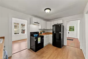 937 Hutton St, Winston-Salem, NC 27101 - Photo 13
