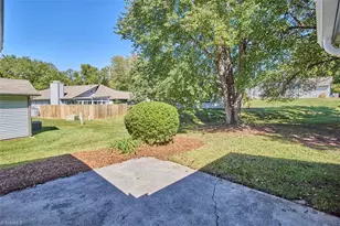 613 Lantern Ridge Dr, Winston-Salem, NC 27104 - Photo 27