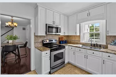 610 Ashland Drive, Greensboro, NC 27403 - Photo 7