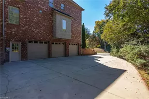 125 Holly Hill Ct, Winston-Salem, NC 27106 - Photo 3