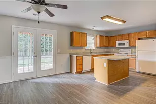 5902 River Glen Dr, Greensboro, NC 27455 - Photo 11