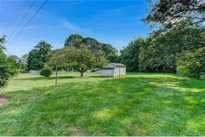 2502 Cypress Street, Greensboro, NC 27405 - Photo 5