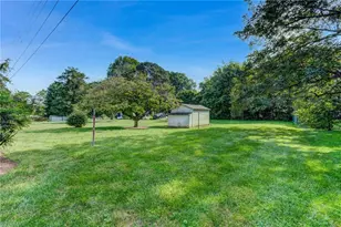 2502 Cypress St, Greensboro, NC 27405 - Photo 5