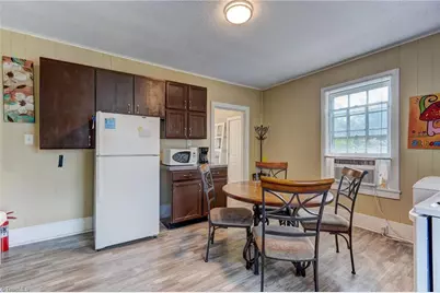 2502 Cypress Street, Greensboro, NC 27405 - Photo 15