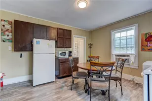 2502 Cypress St, Greensboro, NC 27405 - Photo 15