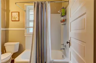 2502 Cypress St, Greensboro, NC 27405 - Photo 9