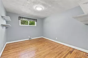 741 Kennedy Rd, Thomasville, NC 27360 - Photo 17