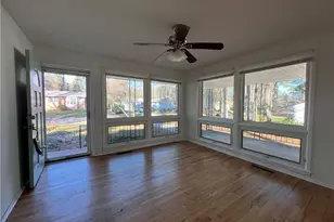 2509 Westmoreland Dr, Greensboro, NC 27408 - Photo 9