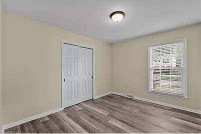 606 Pleasant Drive, Greensboro, NC 27410 - Photo 21