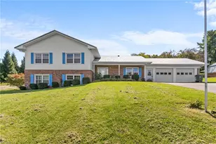 21 Front St, Sparta, NC 28675 - Photo 1