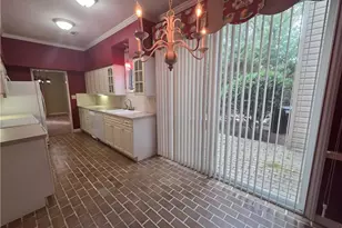 203 Forest View Ct, Winston-Salem, NC 27104 - Photo 11