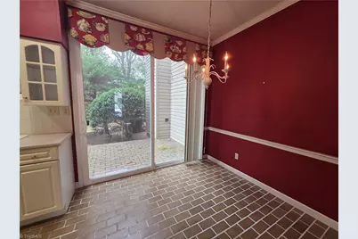 203 Forest View Court, Winston-Salem, NC 27104 - Photo 11