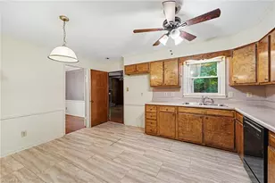 5311 Bennington Dr, Greensboro, NC 27410 - Photo 15
