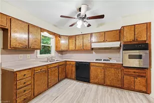 5311 Bennington Dr, Greensboro, NC 27410 - Photo 17