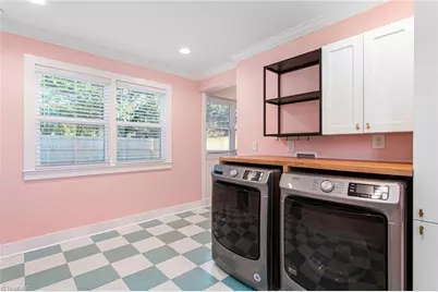 407 W Crawford Street, Mebane, NC 27302 - Photo 25