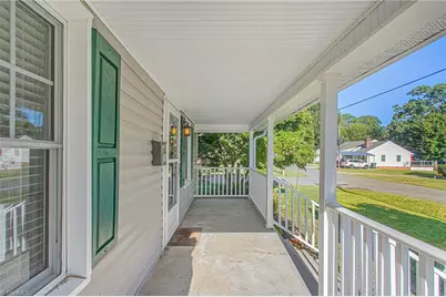 407 W Crawford Street, Mebane, NC 27302 - Photo 5