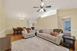 3709 Tartan Ln, Burlington, NC 27215 - Photo 13