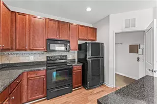 6831 Hanesbrook Cir, Clemmons, NC 27012 - Photo 11