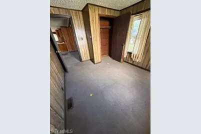 323 E 3rd Ave Extension, Lexington, NC 27292 - Photo 11