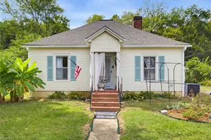 413 Greenwood St, Eden, NC 27288 - Photo 1