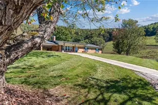 395 Irwin Grocery Rd, Laurel Springs, NC 28644 - Photo 3