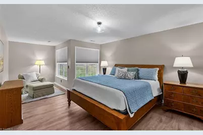 7 Shelburne Court, Greensboro, NC 27455 - Photo 17
