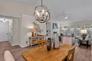 7 Shelburne Ct, Greensboro, NC 27455 - Photo 7