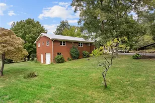 3410 Surratt Rd, Denton, NC 27239 - Photo 23