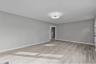 1024 Lawson Street, Eden, NC 27288 - Photo 9