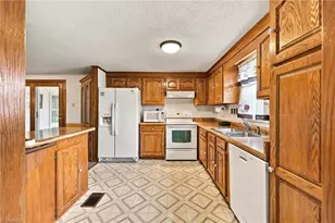 1077 Brown Farm Rd, Walnut Cove, NC 27052 - Photo 11
