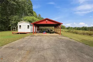 1077 Brown Farm Rd, Walnut Cove, NC 27052 - Photo 37