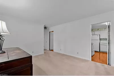 1700 Leslie Road, Greensboro, NC 27408 - Photo 3
